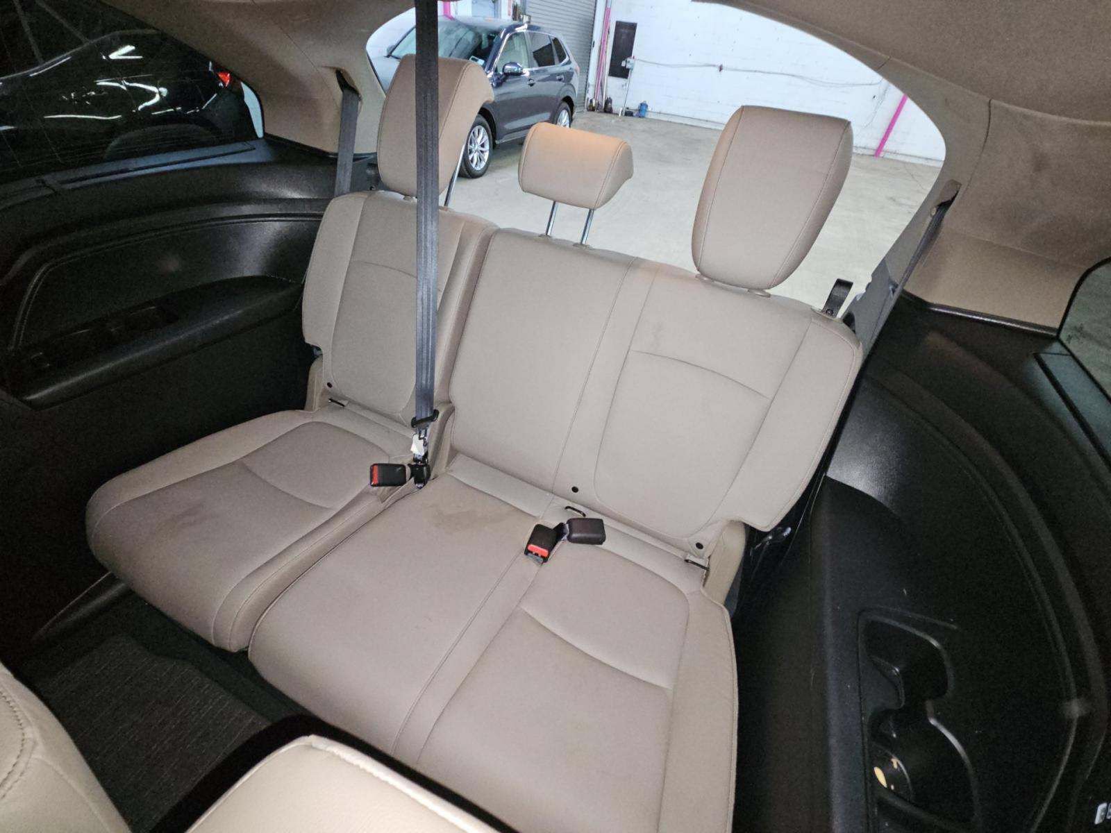 Certified Used 2024 Platinum White Pearl Honda Touring image 12