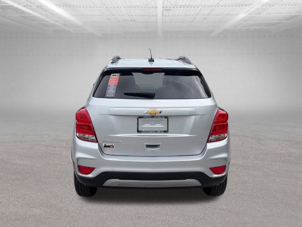Used 2020 Silver Chevrolet LT image 5