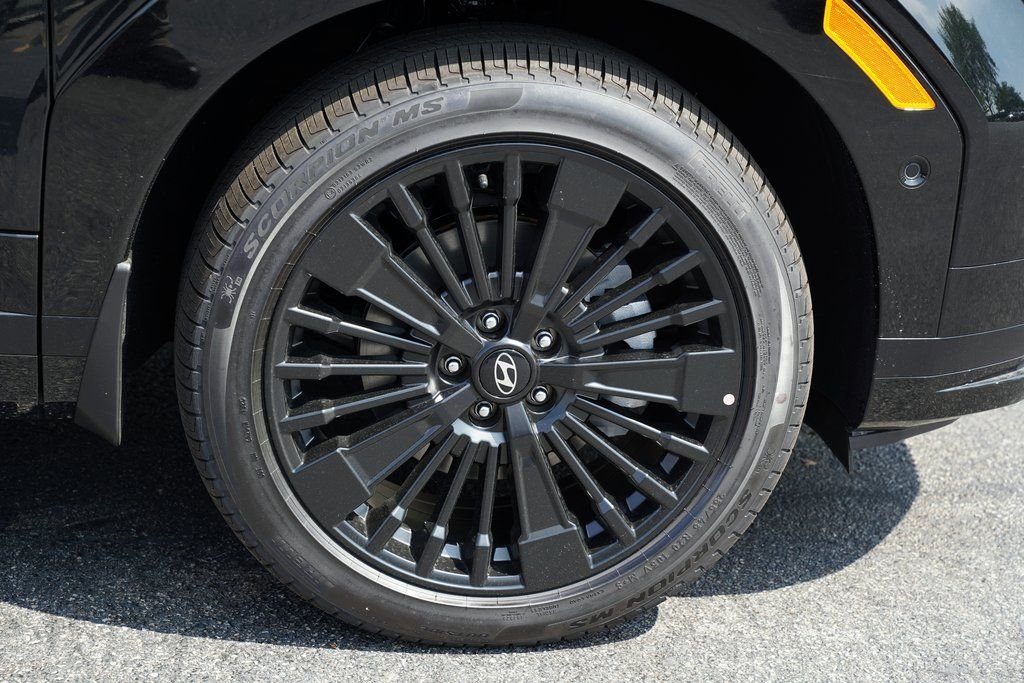 New 2026 Phantom Black Hyundai Calligraphy image 38