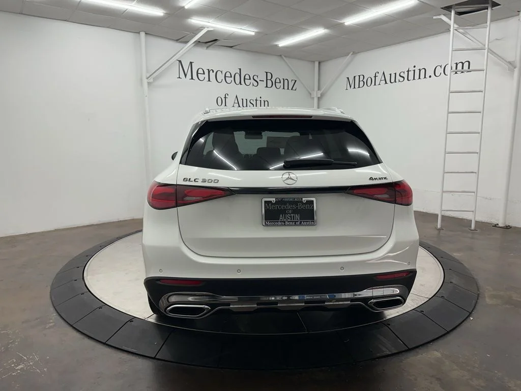 Used 2026 White Mercedes-Benz GLC 300 image 6