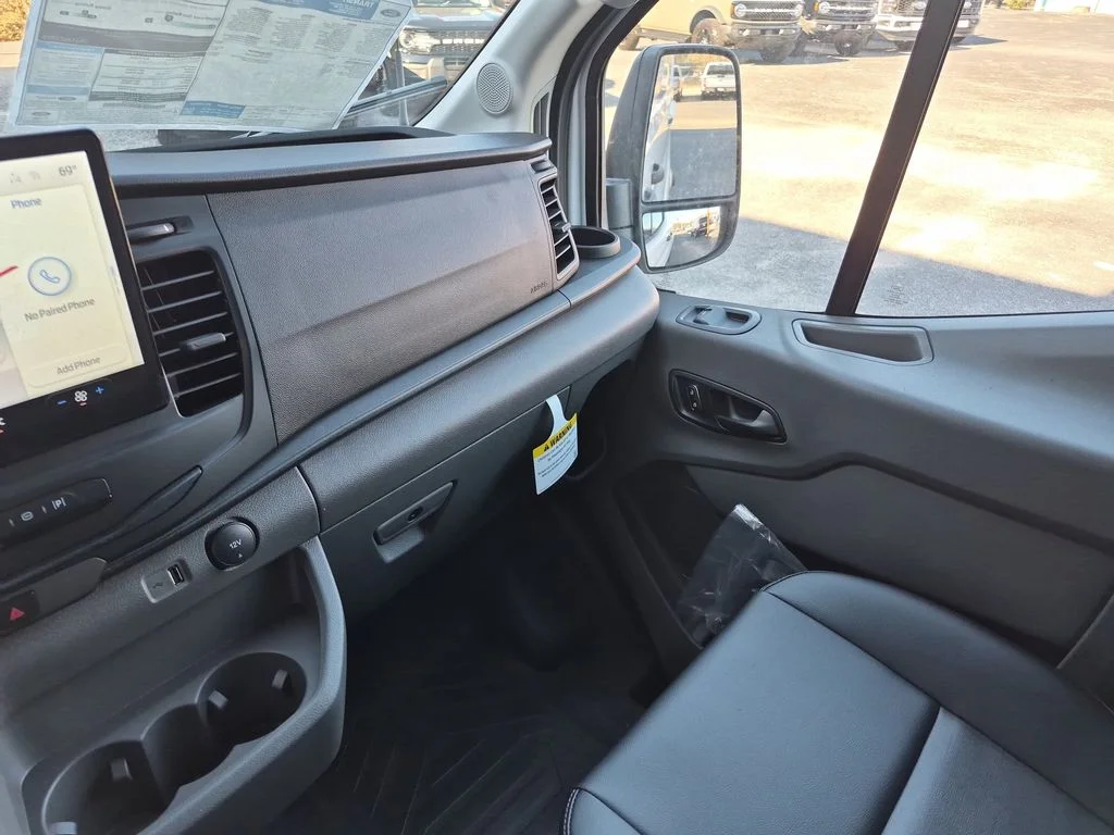 New 2026 Oxford White Ford Cargo Van image 23