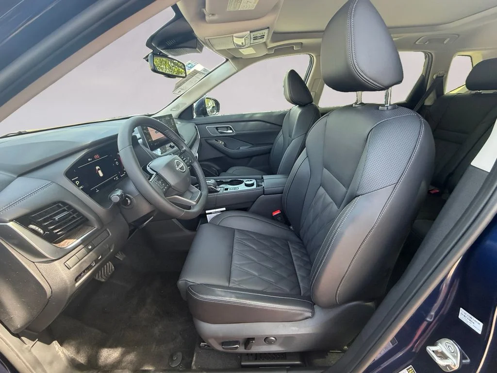 New 2026 Blue Nissan Platinum image 10