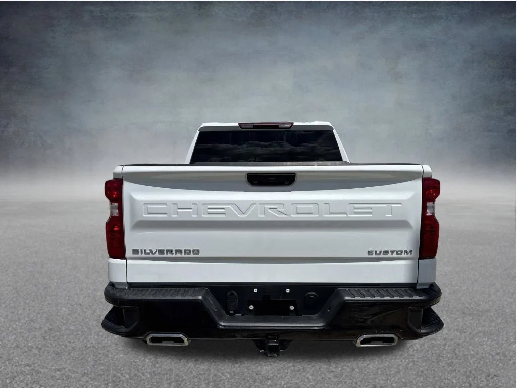 Used 2025 White Chevrolet Custom Trail Boss image 6