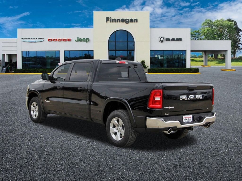 New 2026 Diamond Black Crystal Pearl-Coat Exterior Paint RAM Big Horn/Lone Star image 4