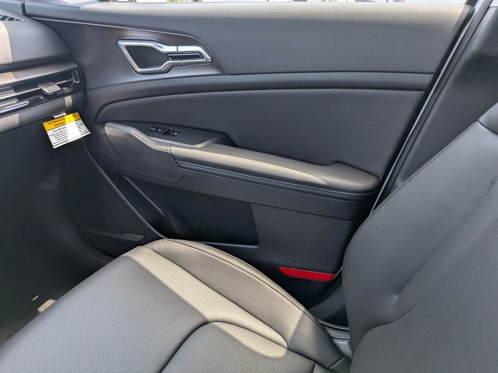 New 2026 White Pearl Kia EX image 39