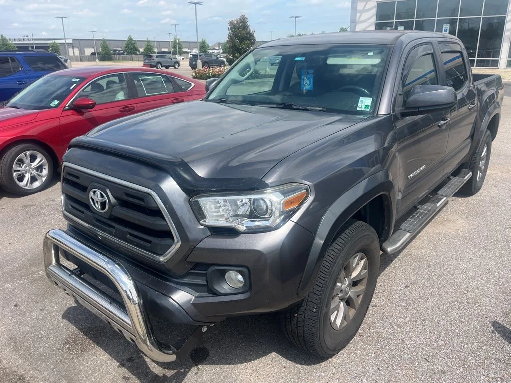 2016 Toyota Tacoma SR5 Double Cab 4x2 V6 Auto Short Bed's photo