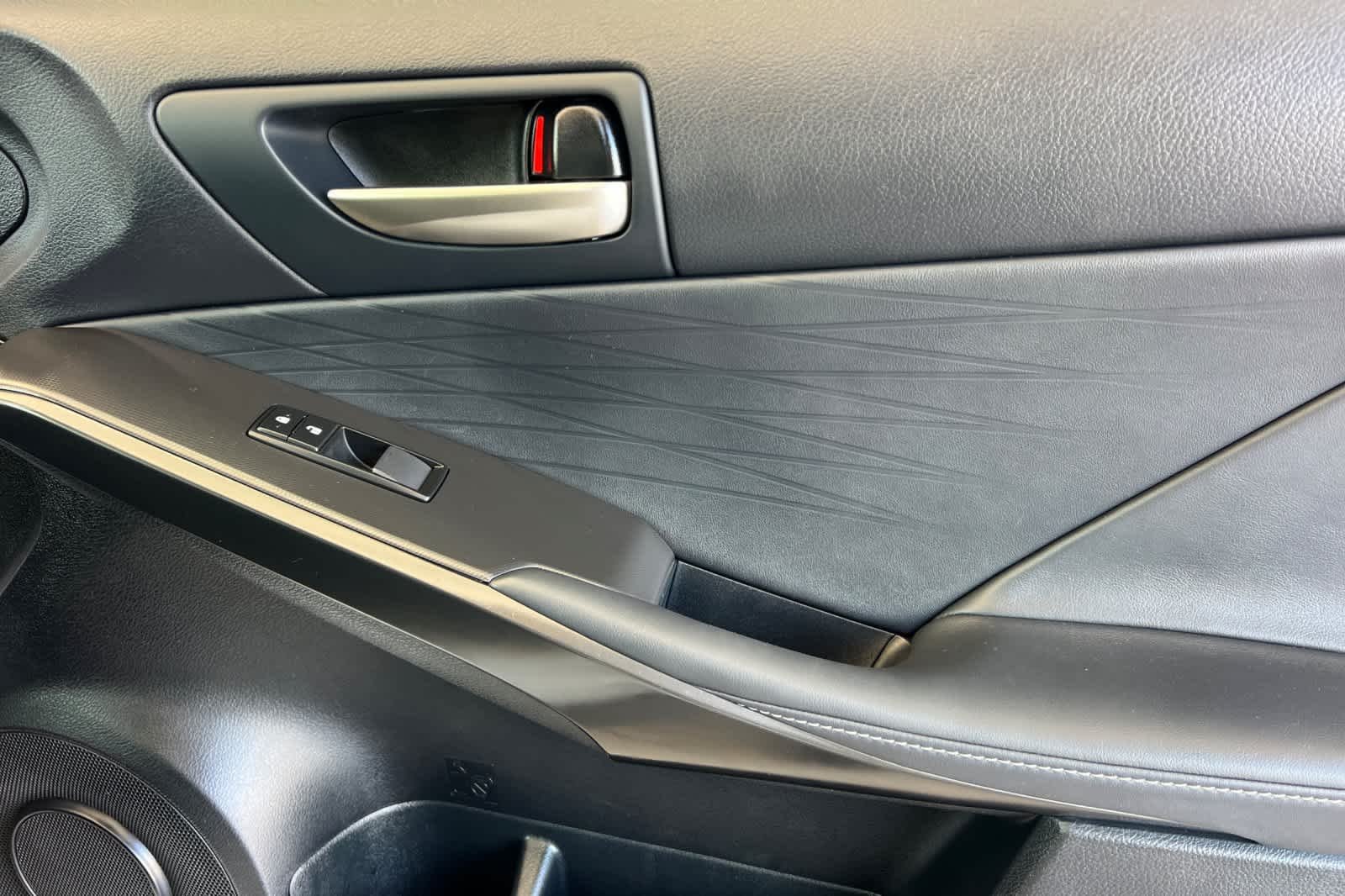 2024 Lexus IS 350 F SPORT - Photo 18