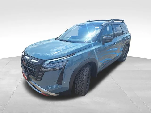 New 2026 Baltic Teal Pearl / Super Black Two-tone Nissan Rock Creek® image 3