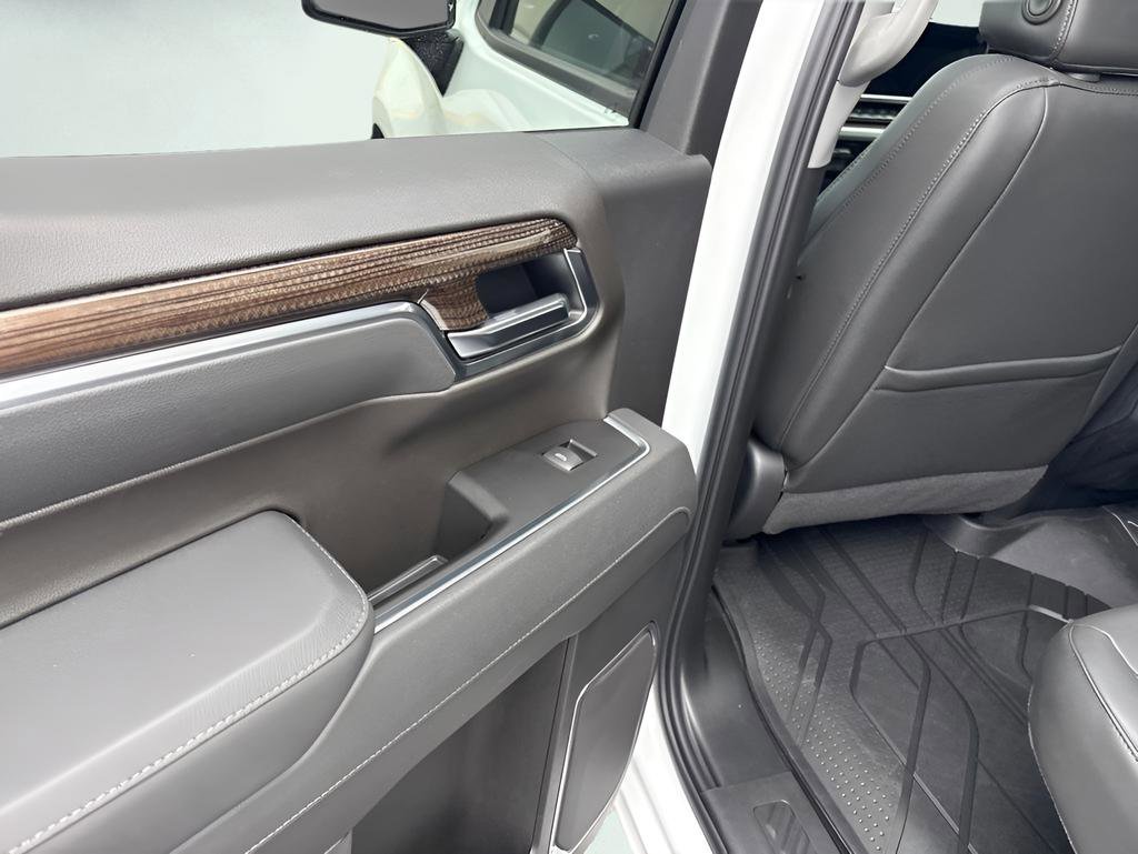 2026 Chevrolet Silverado 1500 LT - Photo 8