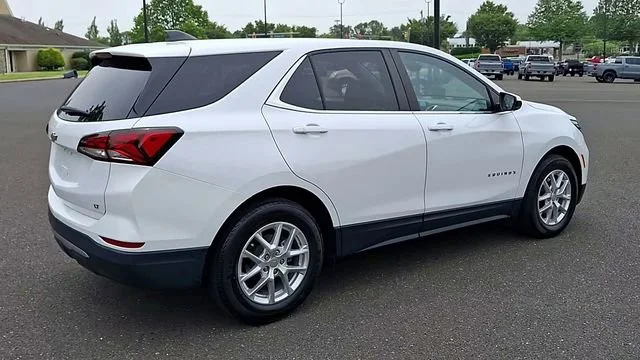 2022 Chevrolet Equinox LT - Photo 8