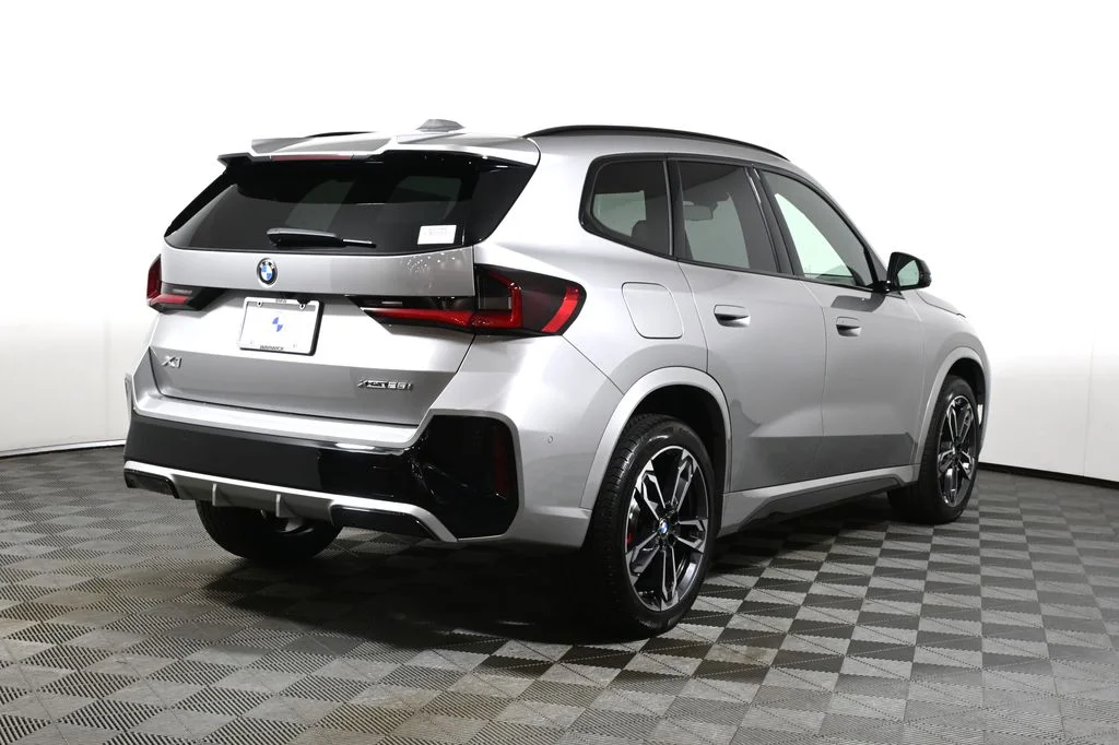 New 2027  BMW xDrive28i image 7