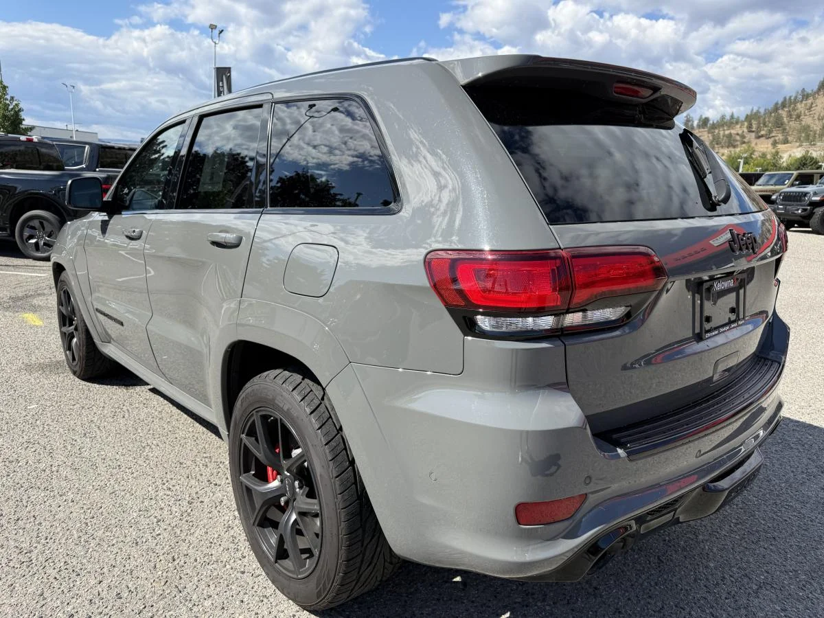 Used 2019 Grey Jeep SRT image 4