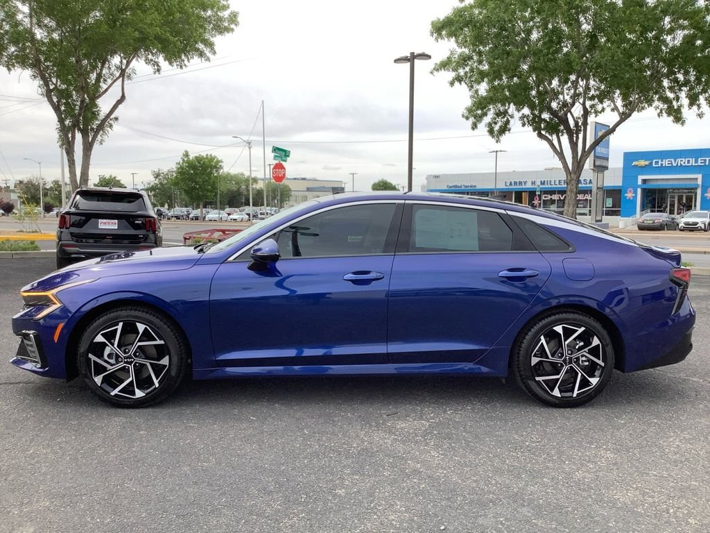 2025 Kia K5 EX - Photo 28
