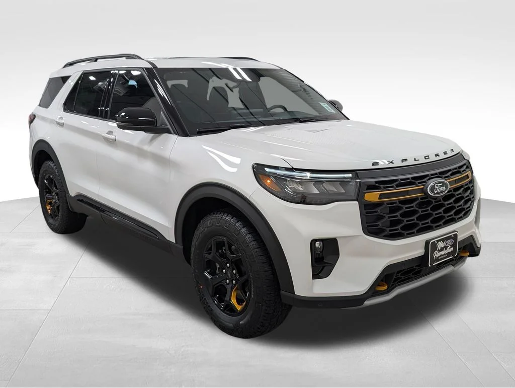 New 2026 Star White Metallic Tri-Coat Ford Tremor® image 19