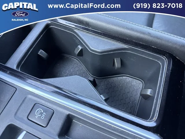 Used 2022 Gray Nissan SL image 31