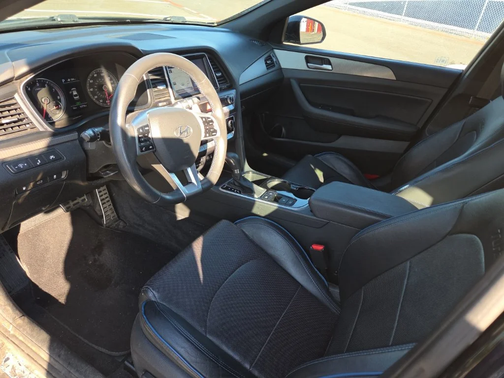 Used 2019 Black Hyundai Limited image 23