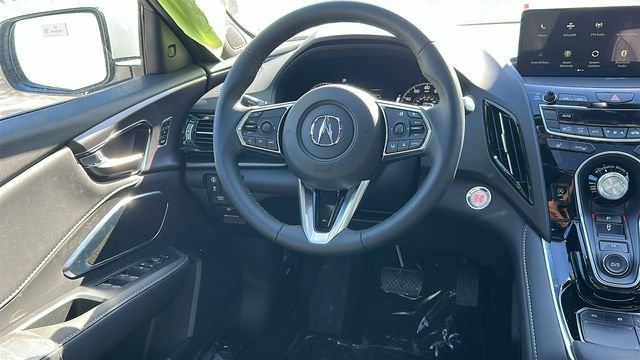 New 2026 Platinum White Pearl Acura Base image 24