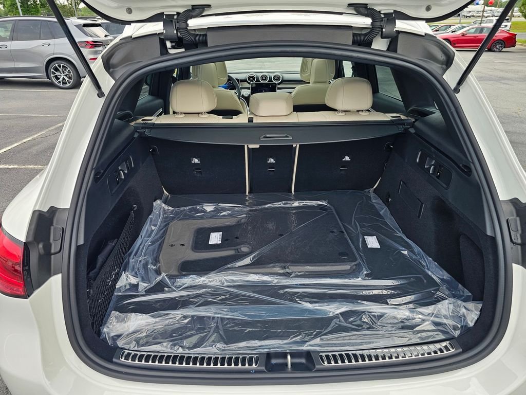 New 2026 Polar White Mercedes-Benz GLC 300 image 25