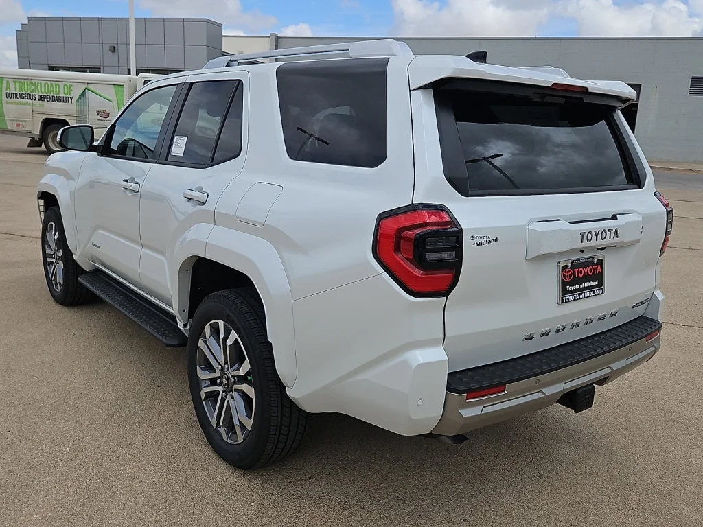 New 2026 Wind Chill Pear Toyota Limited image 2