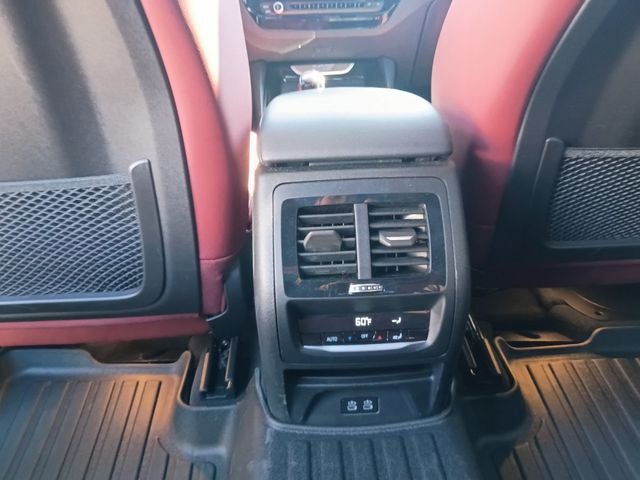 Used 2023 Gray BMW sDrive30i image 12