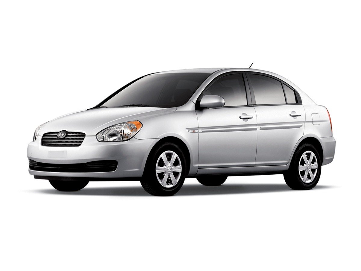 Used 2008 White Hyundai GLS image 1