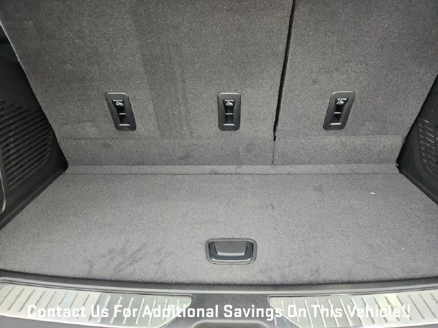 2027 GMC Yukon Denali - Photo 24