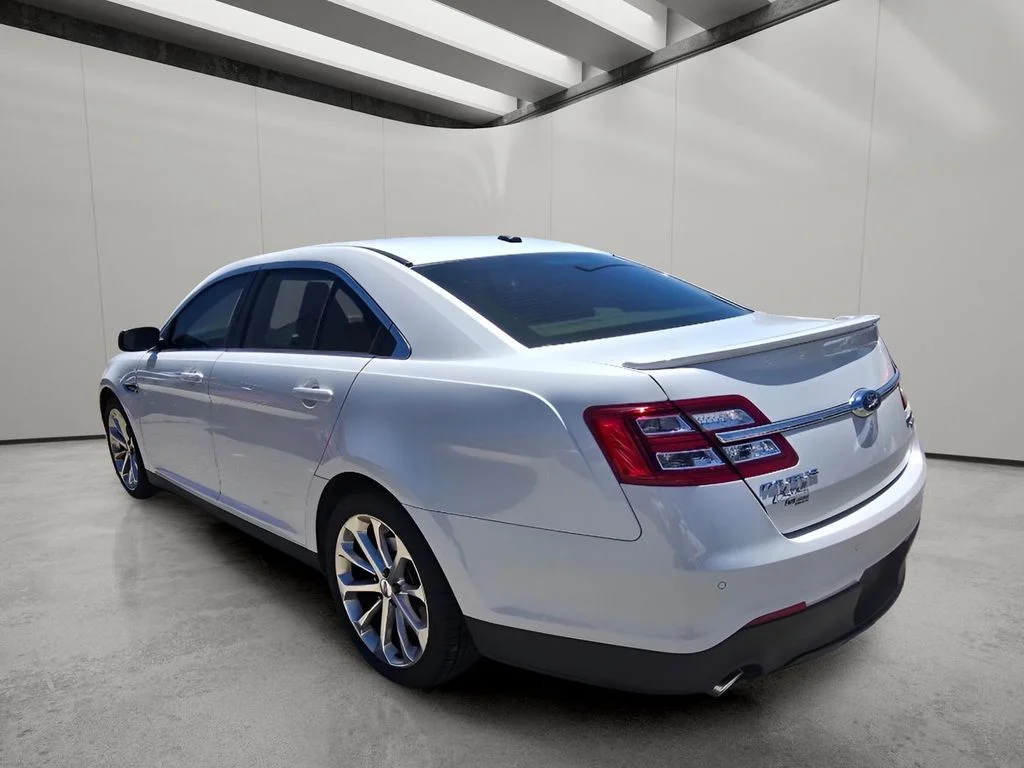 Used 2016 White Platinum Metallic Tri-Coat Ford Limited image 6