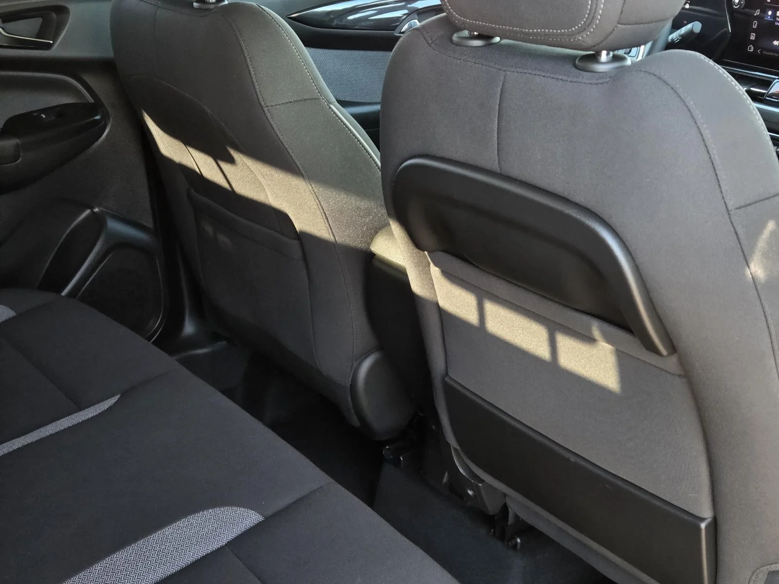 Used 2025 Mosaic Black Metallic Chevrolet LT image 32