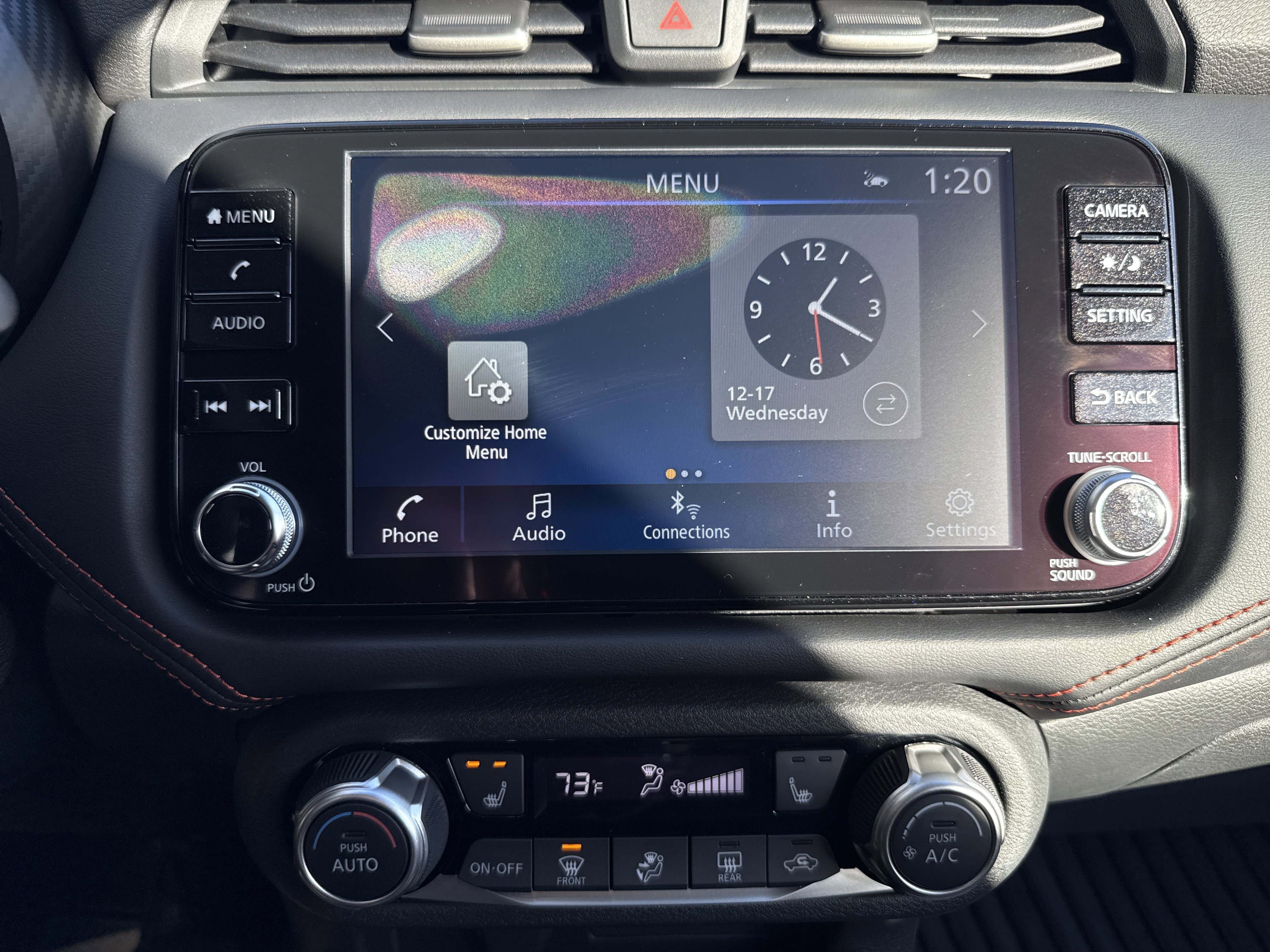 2025 Nissan Versa Sedan SR - Photo 20
