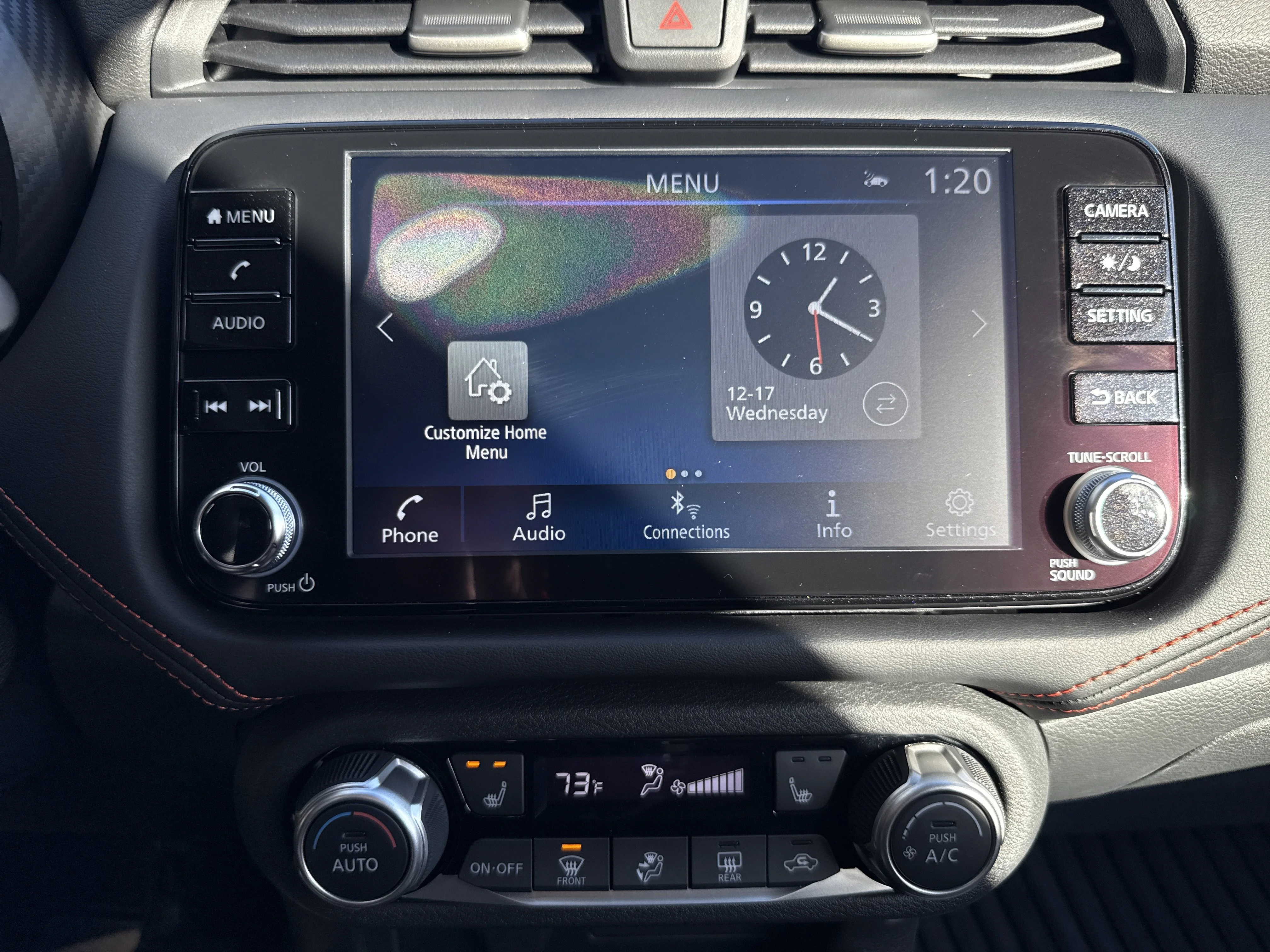 2025 Nissan Versa Sedan SR - Photo 20