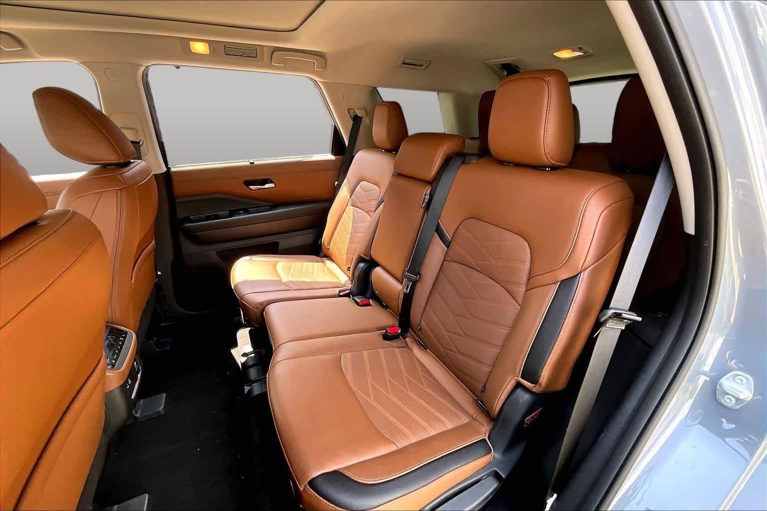 Used 2026 Super Black Nissan SV image 20