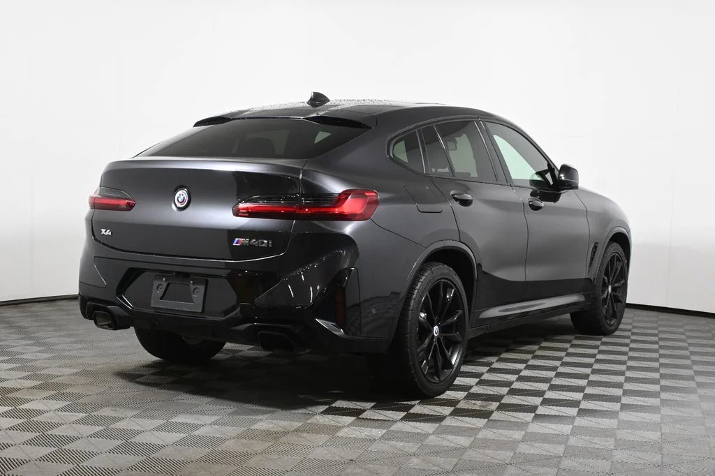Used 2023 Gray BMW M40i image 7