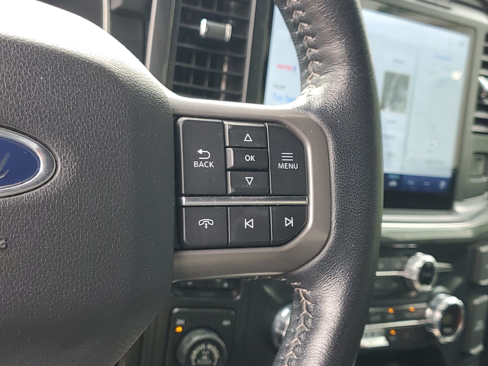 Used 2021 Red Ford XLT image 16