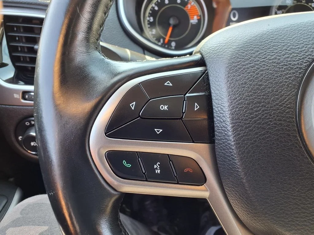 Used 2019 Red Jeep Limited image 13