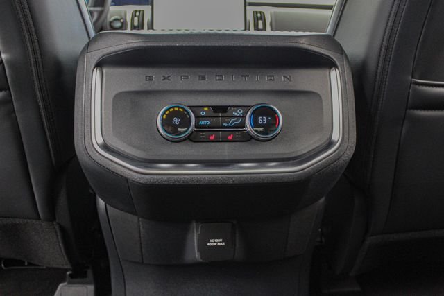 New 2026 Star White Metallic Tri-Coat Ford Platinum® image 24