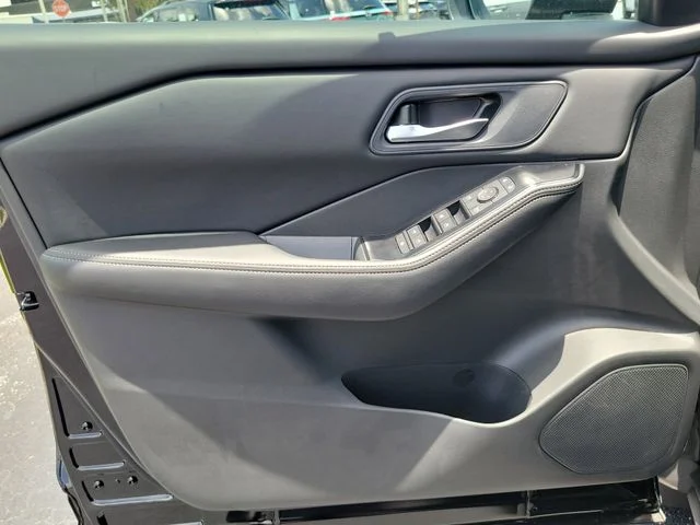 New 2026 Super Black Nissan SV image 11