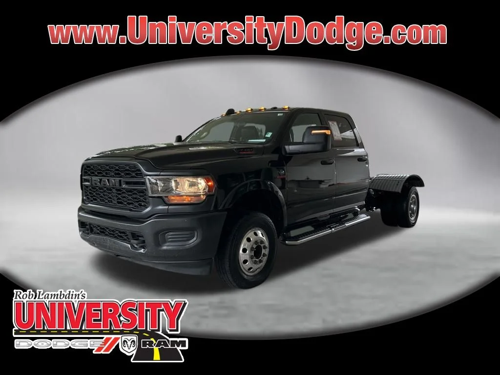 2023 RAM 3500 Tradesman 4X4 Crew Cab SRW's photo