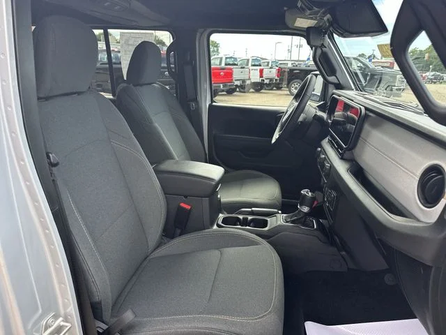 Used 2024 Silver Jeep Sport S image 26