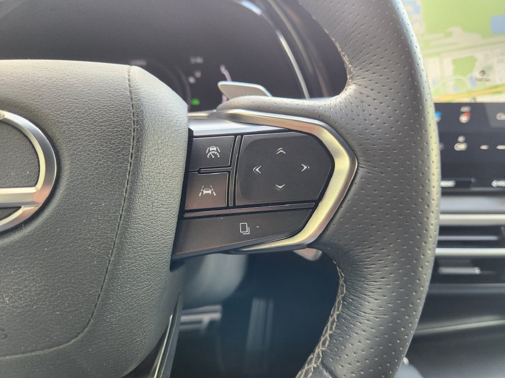 Certified Used 2024 Ultra White Lexus 500h F SPORT Performance image 29