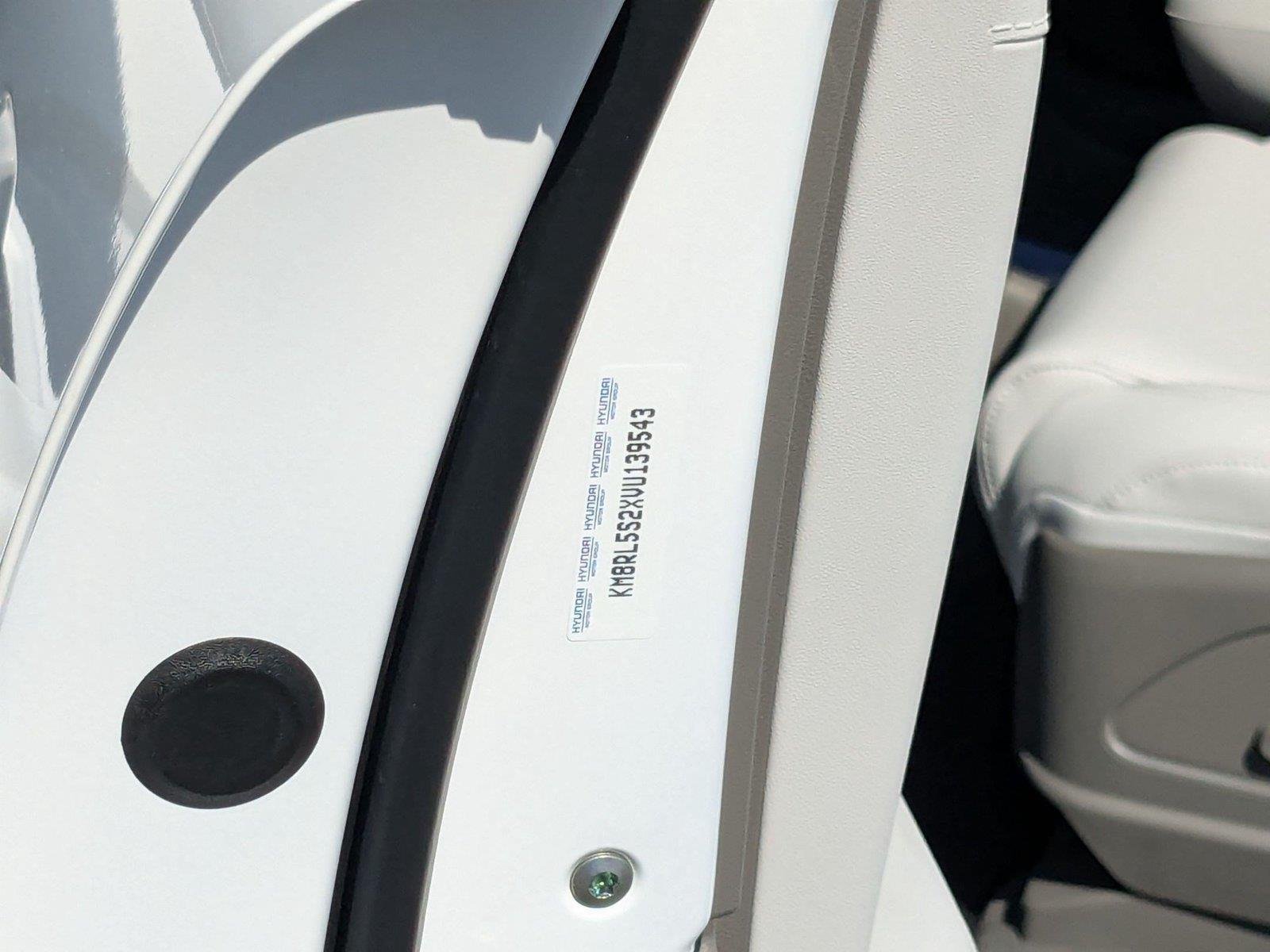 New 2027 Creamy White Pearl Hyundai SEL 7P image 21