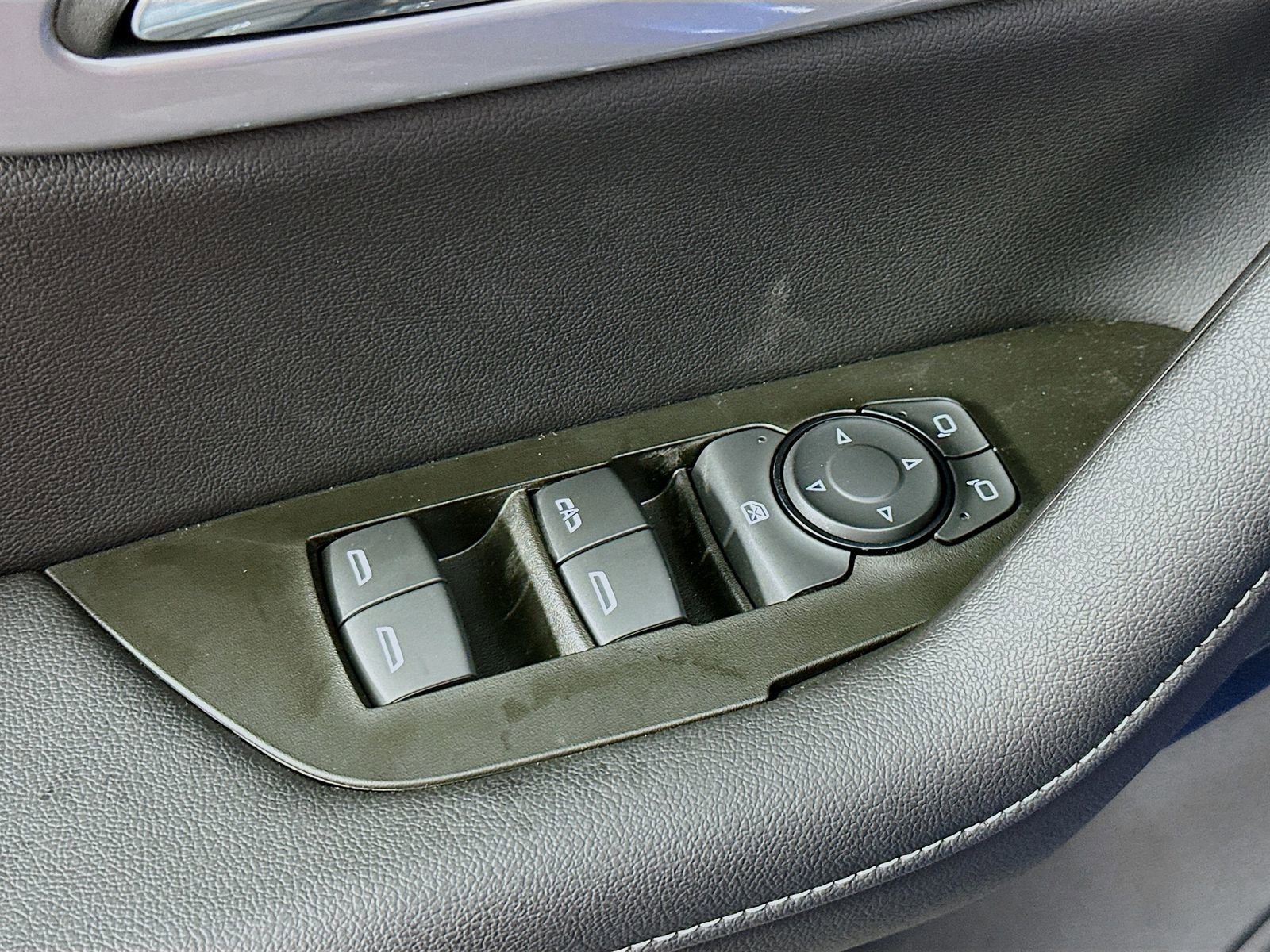 2025 Chevrolet Blazer 2LT - Photo 19