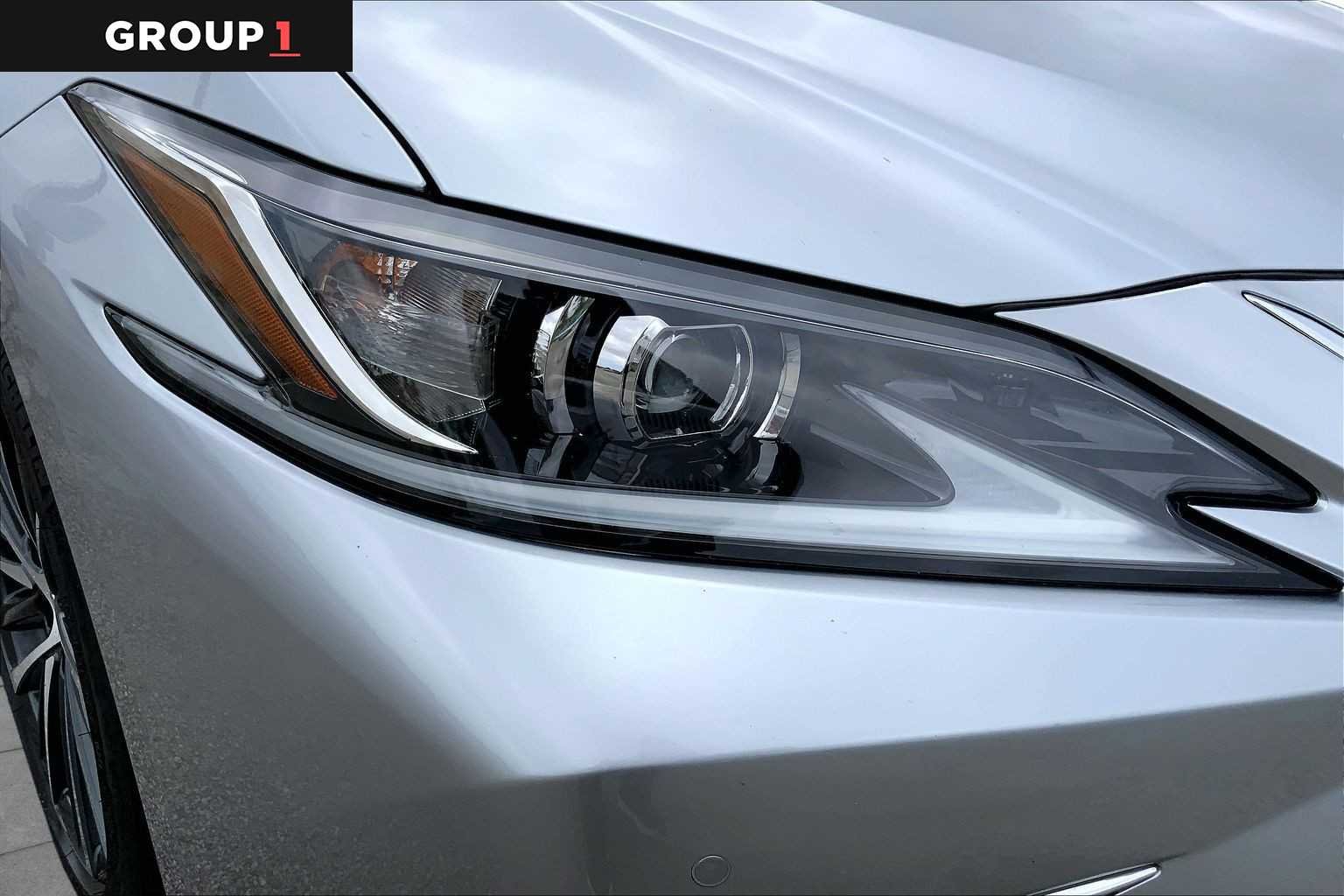 Used 2024 Iridium Lexus  image 27