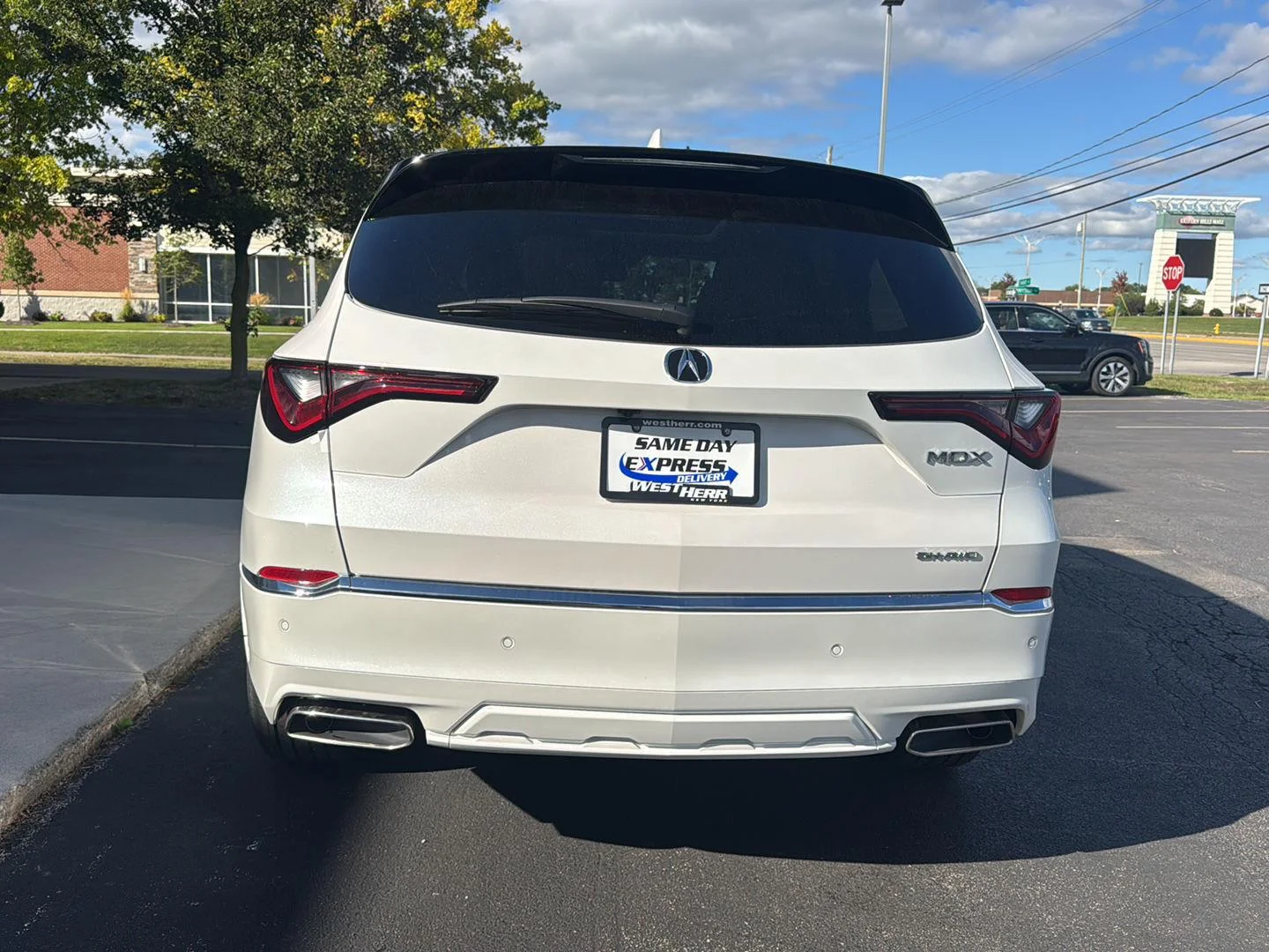 New 2026 Platinum White Pearl Acura SH-AWD w/Advance image 19