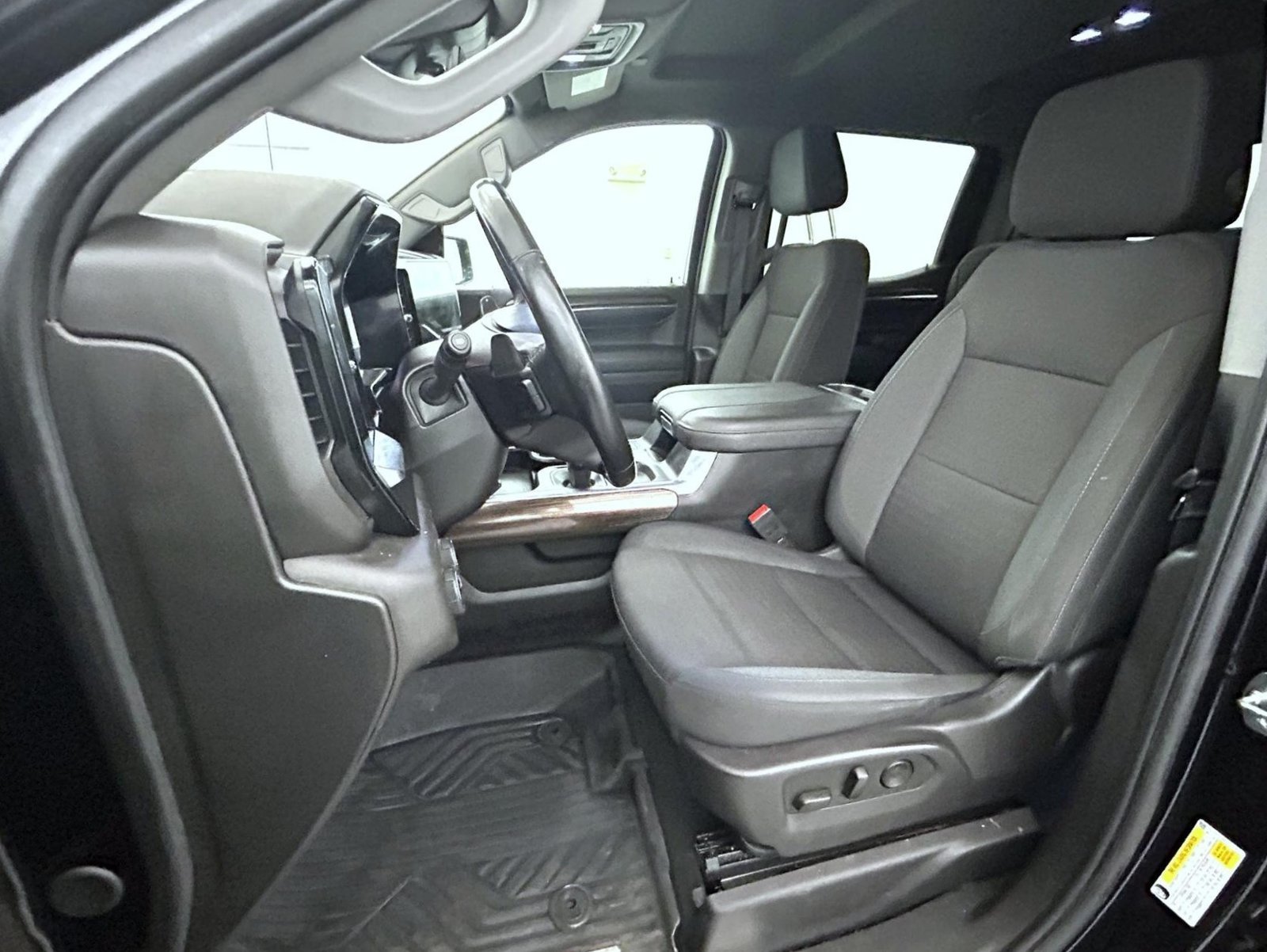 Used 2024 Black Chevrolet RST image 10