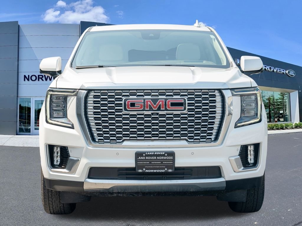 Used 2024 White GMC Denali image 2