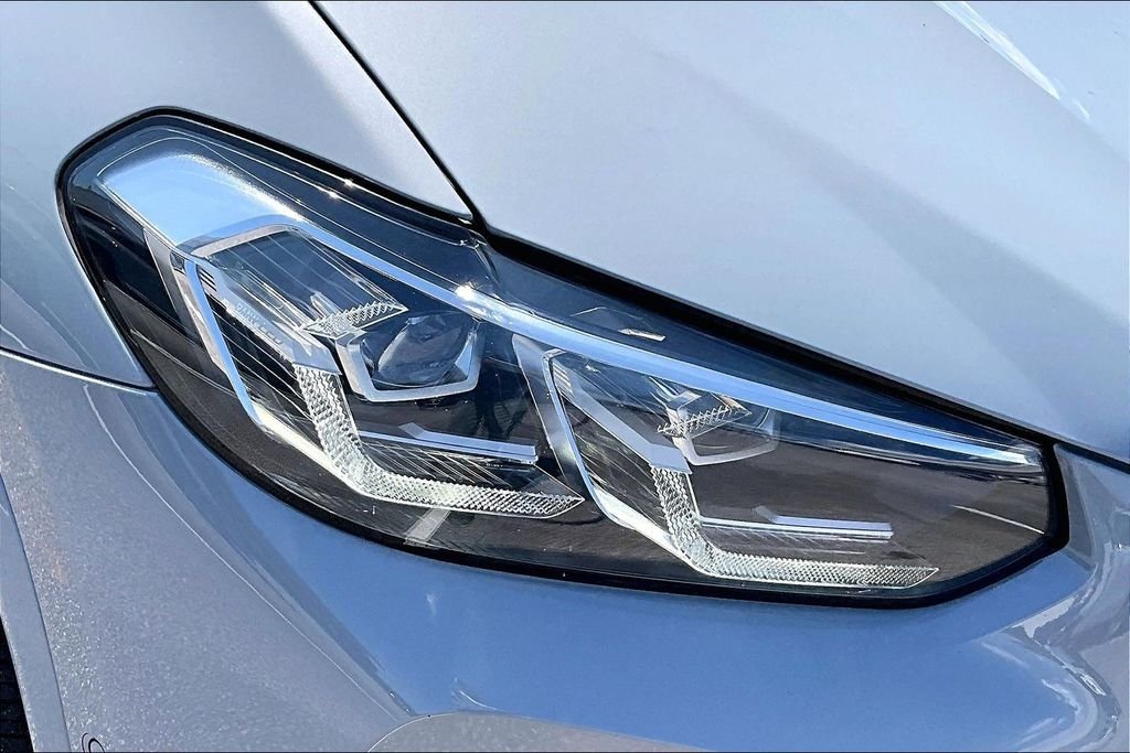 Used 2024 Gray BMW M40i image 32