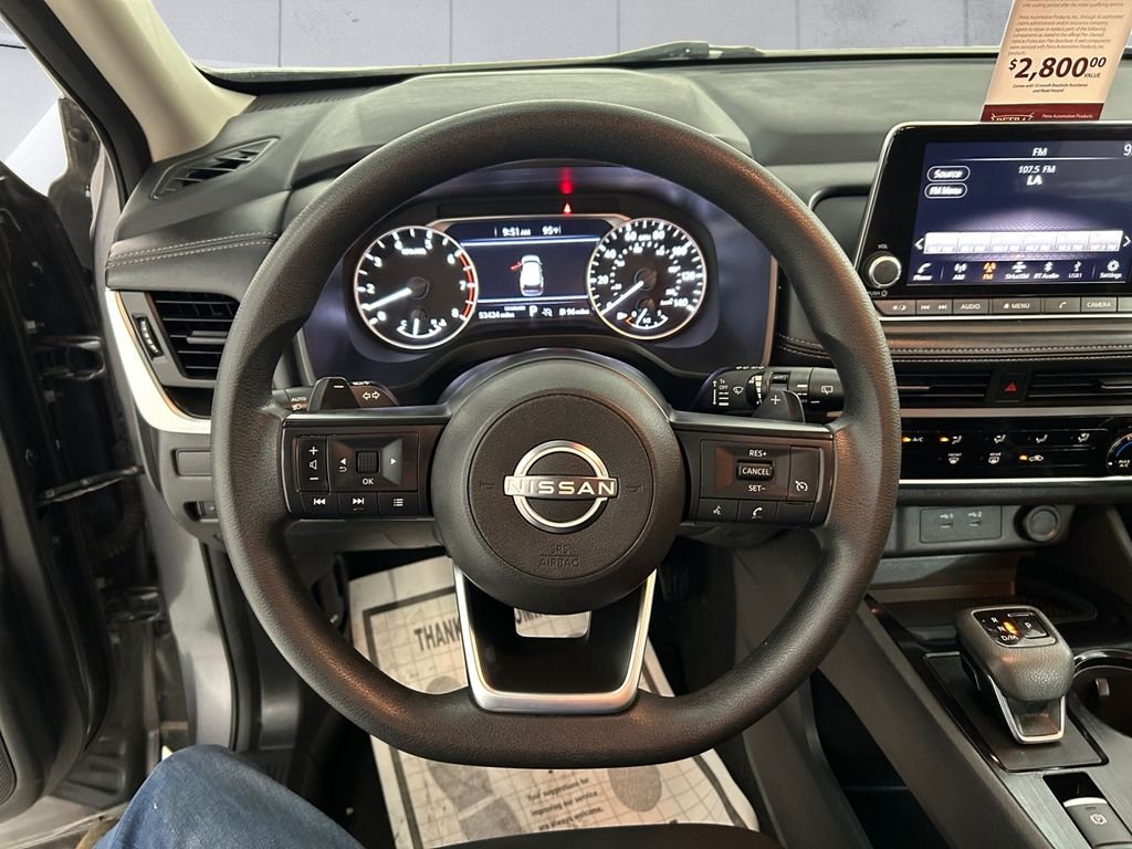 Used 2024 Gray Nissan S image 9