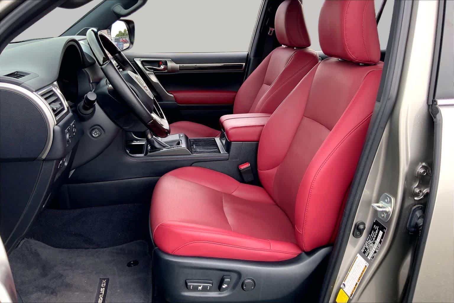 Used 2023 Atomic Silver Lexus Premium image 8