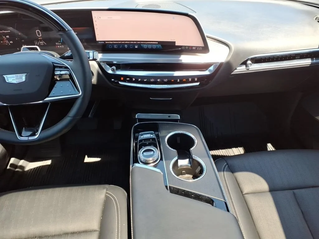 2024 Cadillac LYRIQ Sport 2 - Photo 18