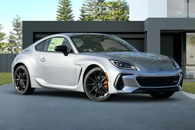 New 2026 ICE SILVER METALLIC Subaru tS image 2